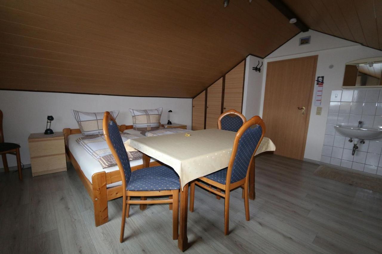 Отель Haus Anne Neunkirchen  Экстерьер фото